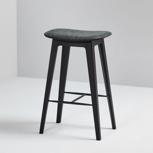 Banqueta alta contemporânea - NORDIC : DUNES - SACKit - em couro / com base em faia / estofada