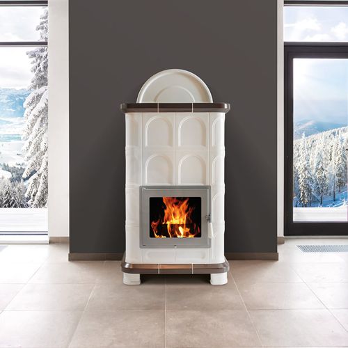 Salamandra a lenha - STUBE - paterno - 10 kW–20 kW / contemporânea / em aço