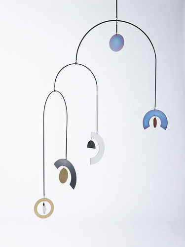 Escultura em aço - CASCADE MOBILE - KIN & COMPANY - em bronze