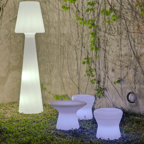 Banqueta contemporânea - CORFU 40 - NEWGARDEN - em polietileno / com iluminação LED / reciclável