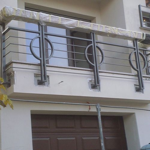 Guarda-corpo metálico - Ban-Inox - em painéis / com barras / para ambiente externo