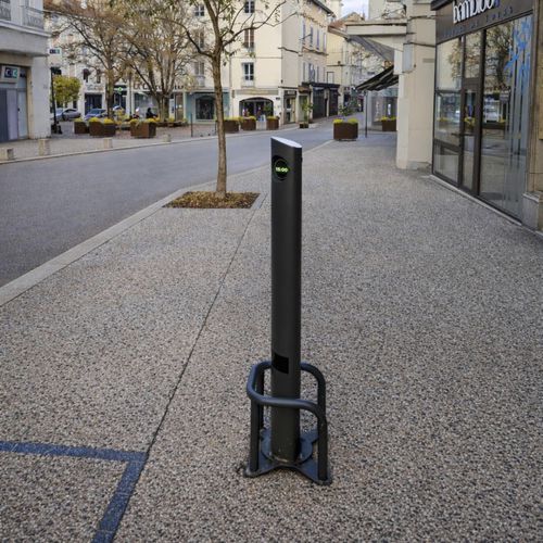 Balizador de estacionamento - BAM - LBA - paragem rápida / em alumínio / solar