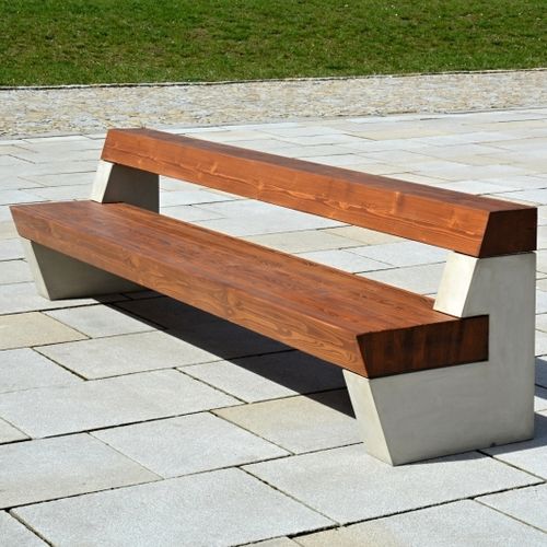 Banco para espaço público contemporâneo - ROBUSTA - STREETPARK s.r.o. - em madeira maciça / em concreto / com encosto