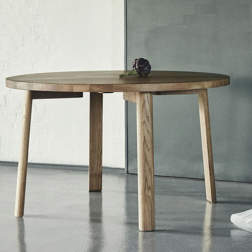Mesa de jantar contemporânea - EASE - MILLION - em carvalho / com base em carvalho / redonda