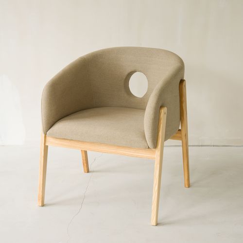 Cadeira contemporânea - HOLE - Sergey Makhno Product - para ambiente interno / em tecido / com base em madeira