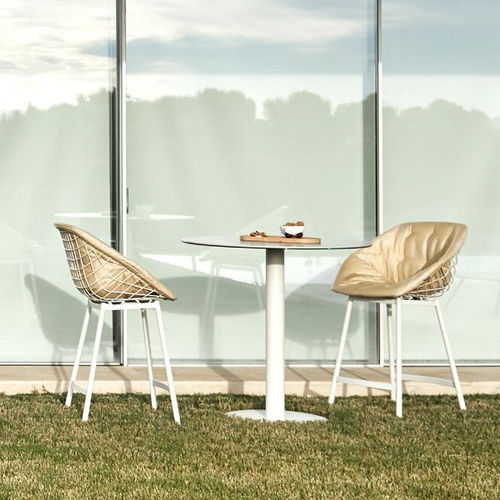 Cadeira alta contemporânea - CANASTA - Musola - para ambiente interno / para ambiente externo / em tecido