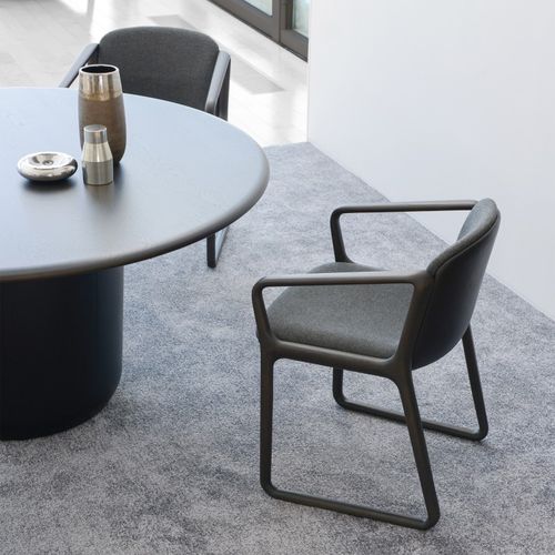 Cadeira de sala de jantar contemporânea - EIGHT - CondeHouse - para ambiente interno / em tecido / em couro