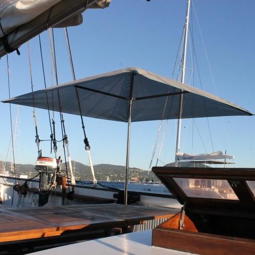 Ombrelone central - Bateaux - MOUSSES ETOILES - em Batyline® / em alumínio / em aço inoxidável