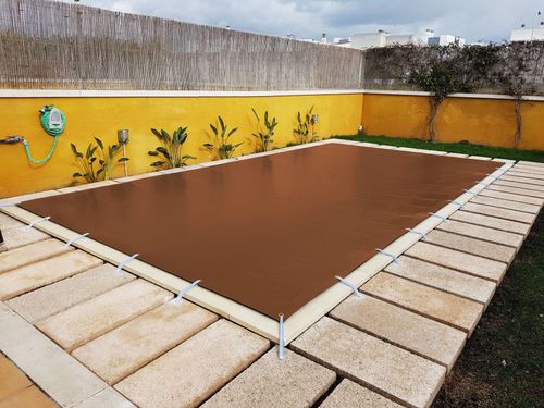 Capa de piscina com ilhoses - Brown  - International Cover Pool - manual / de inverno / sob medida