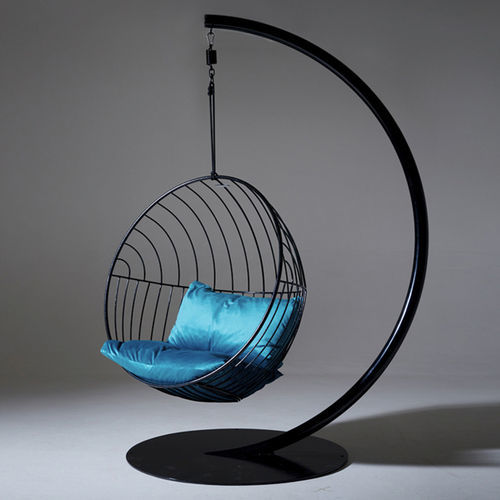 Poltrona suspensa - HALF CIRCLE - Studio Stirling - contemporânea / em tecido / em aço