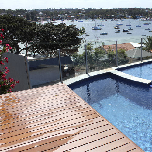 Tábua de deck em madeira plástica - DB14428 - Innowood - efeito de madeira / da linha comercial / sustentável