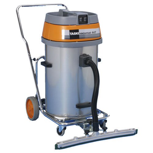 Aspirador da linha comercial - vacumat 44T - TASKI - de arrastar / de pó e água / com bateria recarregável