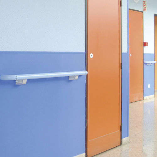 Corrimão em PVC - HREB-6  - CS Construction Specialties - em alumínio / com tratamento antimicrobiano / para pessoas com mobilidade reduzida
