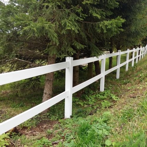 Cerca em PVC - Pietrucha Group - com barras / para jardim / para espaço público