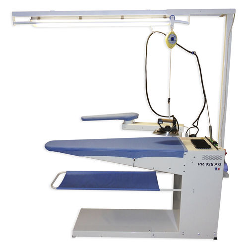 Mesa de passar da linha comercial - PR925-AG - COVEMAT - com sucção