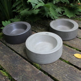Tigela para cão em concreto - ESTRO - CRÉER s.r.o. - cinza / contemporânea