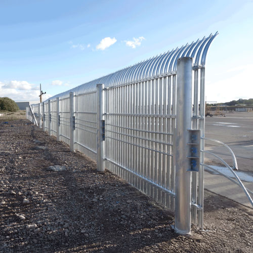 Cerca de réguas - BLOKAD PALIFOR - Betafence International - industrial / em aço / reta
