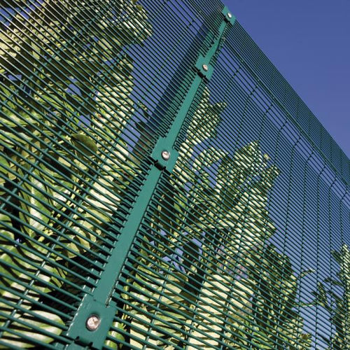 Pilar para cerca em aço galvanizado - SECURIFOR  - Betafence International - contemporâneo / da linha comercial / da linha residencial