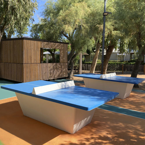 Mesa de pingue-pongue para ambiente externo - SQUARE - BALIA - contemporânea / para hotel / para espaço público