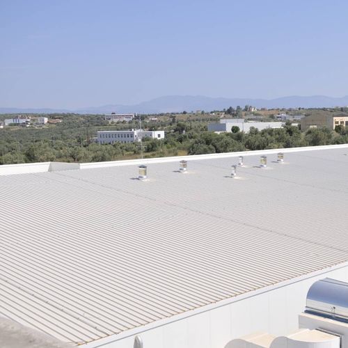 Telhado inclinado - Insotherm DPU - KAMARIDIS GLOBALWIRE GROUP - em poliuretano / efeito de metal / ondulado