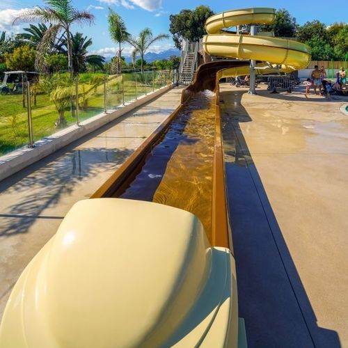 Toboágua em curva - Diffazur Piscines - reto / para parque aquático / para piscina pública