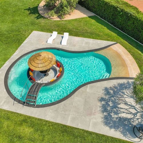 Piscina sob medida - FORME LIBRE - Diffazur Piscines - para ambiente externo / enterrada / em concreto