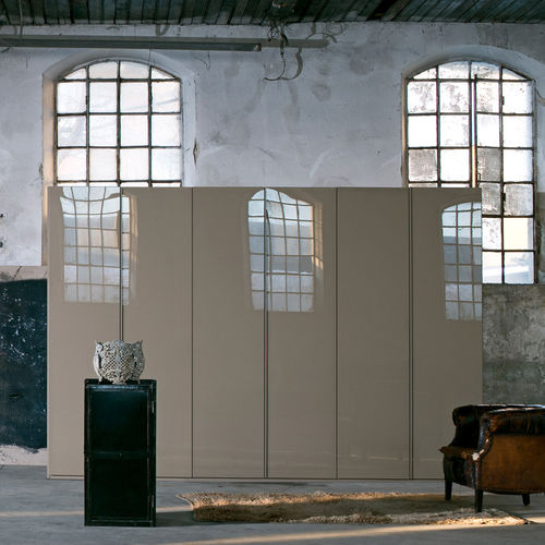 Guarda-roupa contemporâneo - BISMARK - Tisettanta - em alumínio anodizado / em madeira laqueada brilhante / em vidro