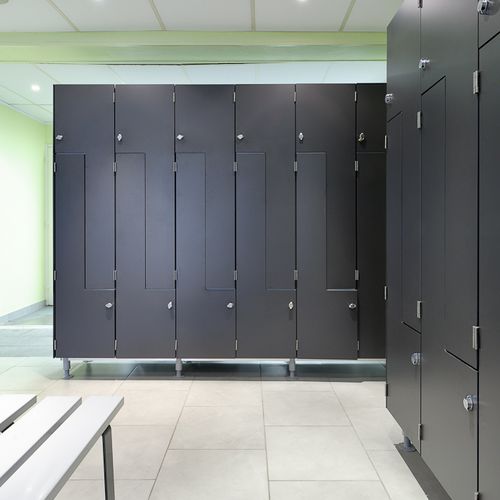 Armário de vestiário em laminado - Z - SANITEC - PAREO - com código / de moeda / para instalações esportivas