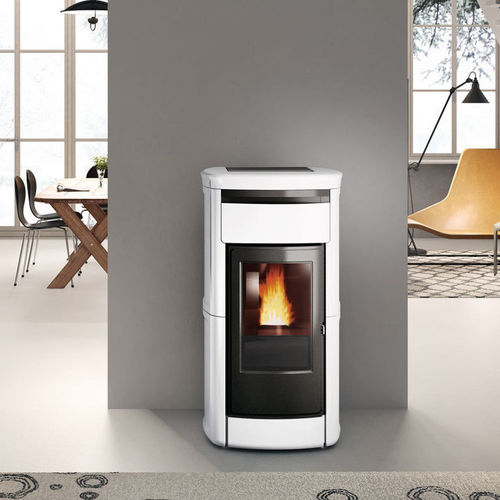 Salamandra a pellets - KIRA2 H - EDILKAMIN - 10 kW–20 kW / de instalação livre / contemporânea