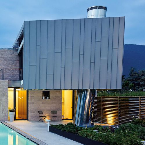 Fachada em titânio - ANGLED - RHEINZINK - resistente às intempéries