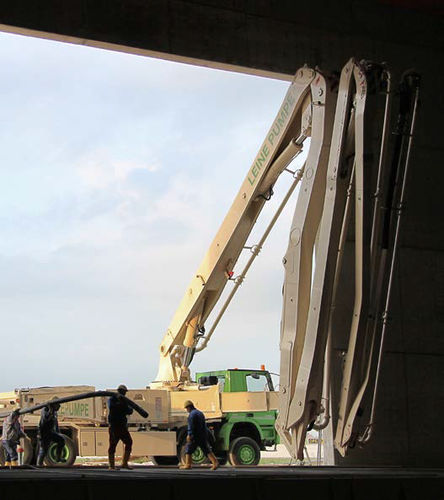 Bomba de concreto móvel - M 52-5 - PUTZMEISTER