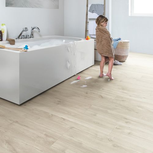 Revestimento de piso vinílico - RBACP40038 - QUICK-STEP - residencial / em réguas / fosco