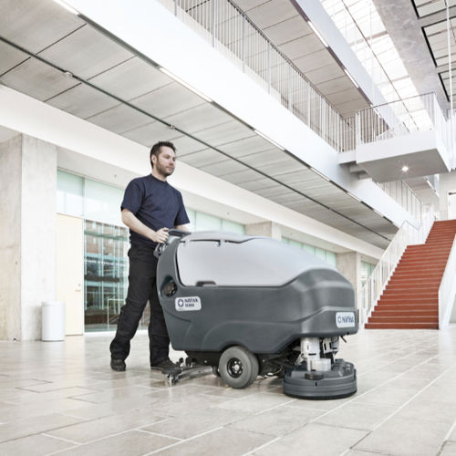 Lavadora automática com operador a pé - SC800-71 - NILFISK