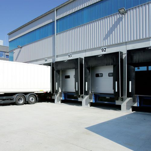Abrigo de doca retrátil - NOVODOCH H 1300 & H 1500 - Novoferm - flexível / de carga / com isolamento térmico