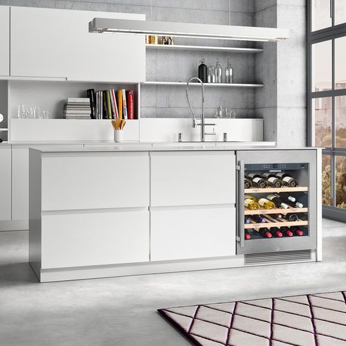 Adega climatizada sob bancada - UWKES 1752 GRANDCRU - LIEBHERR - metálica / com porta de vidro / com iluminação