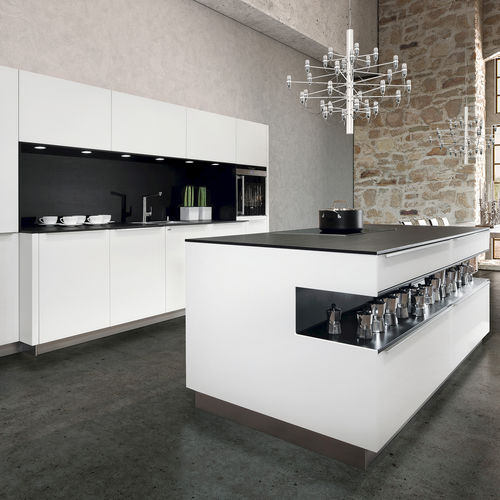Cozinha contemporânea - VASO - Allmilmö - em madeira / com ilha / sem puxadores