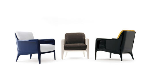 Poltrona contemporânea - COCCA - Arflex - em material plástico / com capa removível / de Carlo Colombo