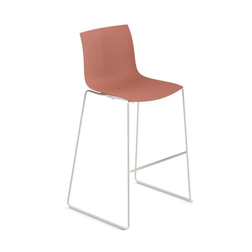 Banqueta alta contemporânea - CATIFA (RE) 46 - Arper - em polipropileno / com base em aço laqueada / com base tipo trenó