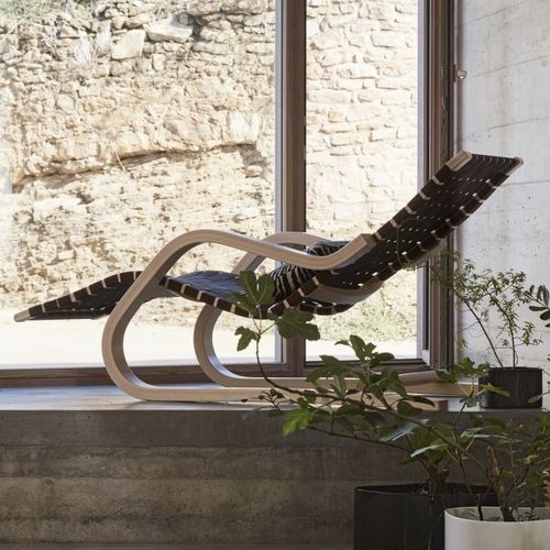 Chaise longue contemporânea - 43 - Artek - em linho / de madeira curvada / em bétula