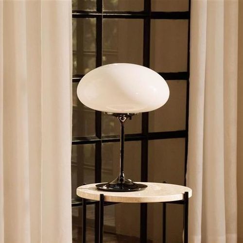 Luminária de mesa - STEMLITE - GUBI - em cromo / em opalina / em vidro