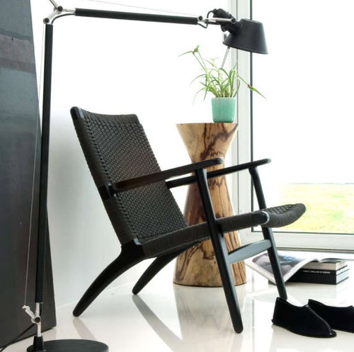 Poltrona contemporânea - CH25 - Carl Hansen & Son - de Hans J. Wegner