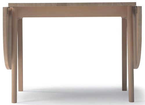 Mesa contemporânea - CH002 - Carl Hansen & Son - em madeira / quadrada / de Hans J. Wegner