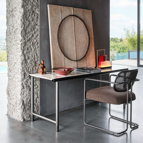 Mesa secretária de piso - IKO - Flou - contemporânea / em mármore / reta