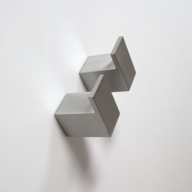 Cabide de parede contemporâneo - Q3012 - Frost Design - em alumínio / individual