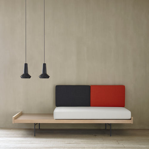 Divã contemporâneo - Ligne Roset - em tecido / em faia / em nogueira americana