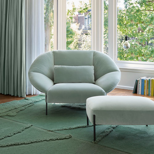 Poltrona contemporânea - PAIPAÏ - Ligne Roset - em couro / em espuma de poliuretano / em papel