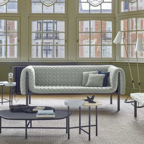 Sofá contemporâneo - RUCHÉ - Ligne Roset - em tecido / em madeira maciça / em espuma de poliuretano