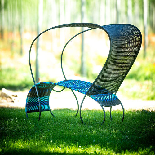 Espreguiçadeira de design original - MODOU - MOROSO - em polietileno / em aço / da linha comercial