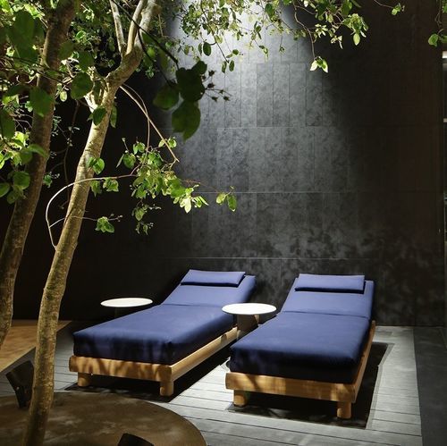 Chaise longue contemporânea - KETCH - Poliform - em tecido / em iroko / com encosto ajustável