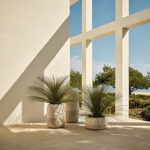 Vaso de jardim em cerâmica - CREW  - Poliform - redondo / da linha residencial / de Jean-Marie Massaud